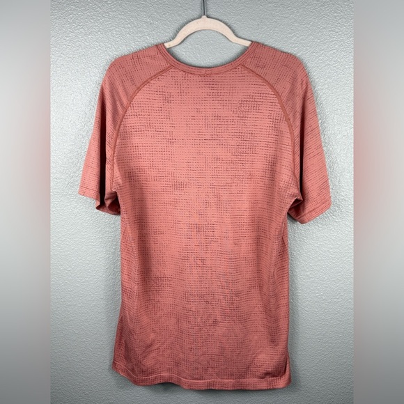 Lululemon Metal Vent Tech Short Sleeve 2.0 Men’s Grid Mulled Wine Activewear Top - Picture 6 of 8